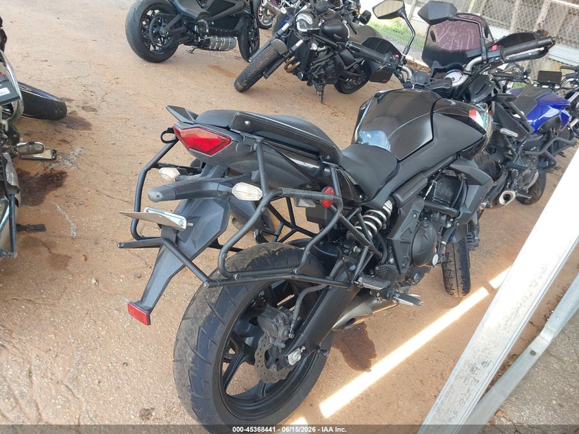 2012 KAWASAKI LE650 auction photo 4