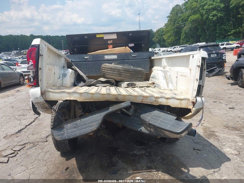 CHEVROLET SILVERADO 2500HD 2006 VIN 1GCHC29D46E225089