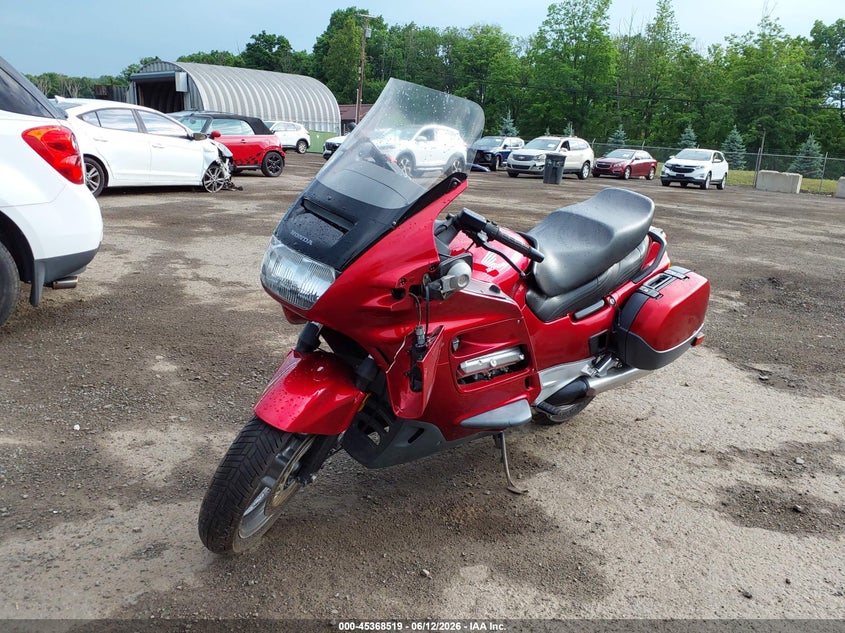 1992 HONDA ST1100 auction photo 2