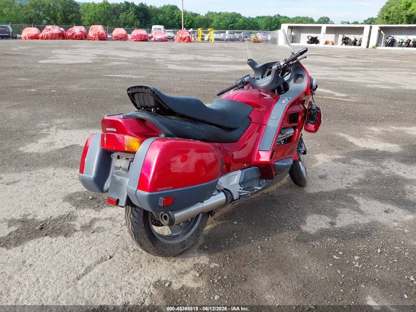 1992 HONDA ST1100 auction photo 4