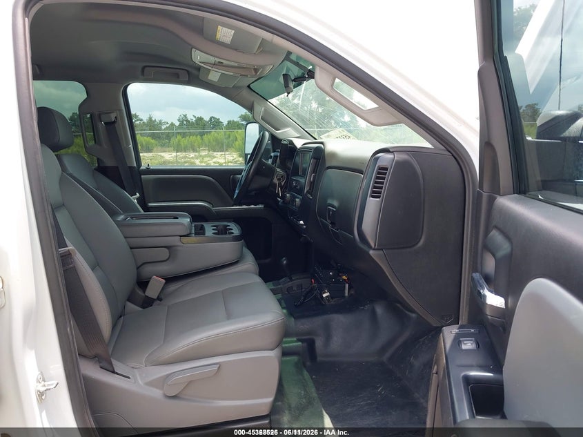 2017 CHEVROLET SILVERADO 3500HD auction photo 5