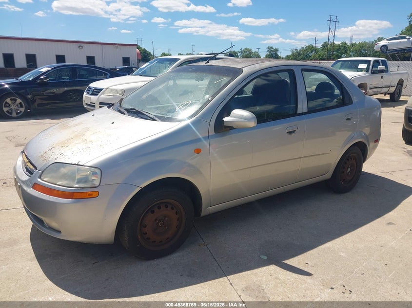 2004 CHEVROLET AVEO auction photo 2