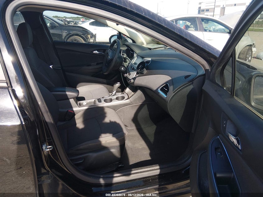 2018 CHEVROLET CRUZE auction photo 5