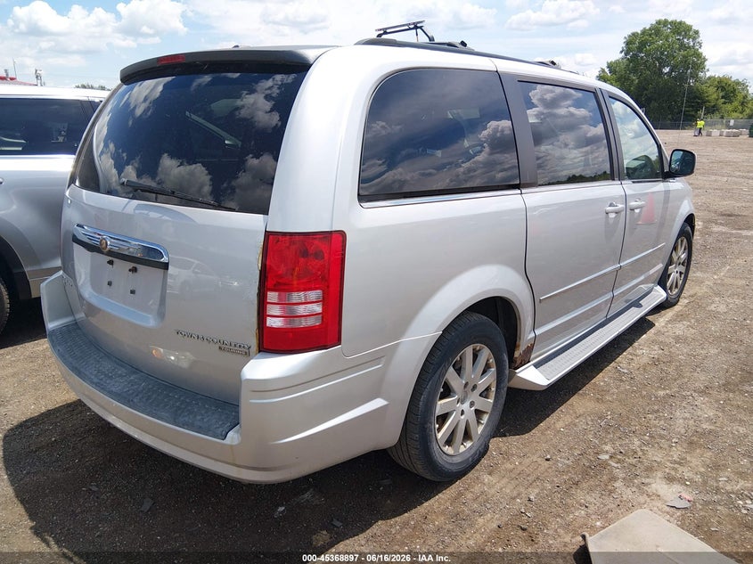 Vin: 2a4rr5dx0ar128340, lot: 45866883, chrysler town & country touring 20104