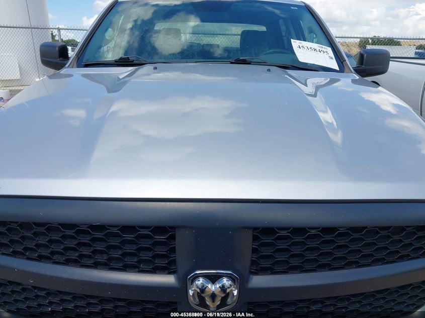 2018 RAM 1500 auction photo 6