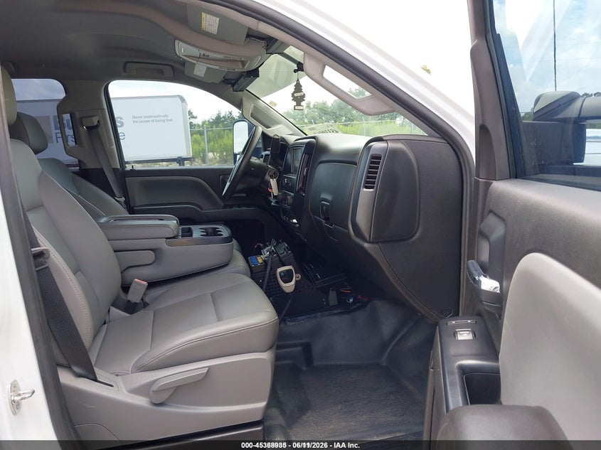 2017 CHEVROLET SILVERADO 3500HD auction photo 5