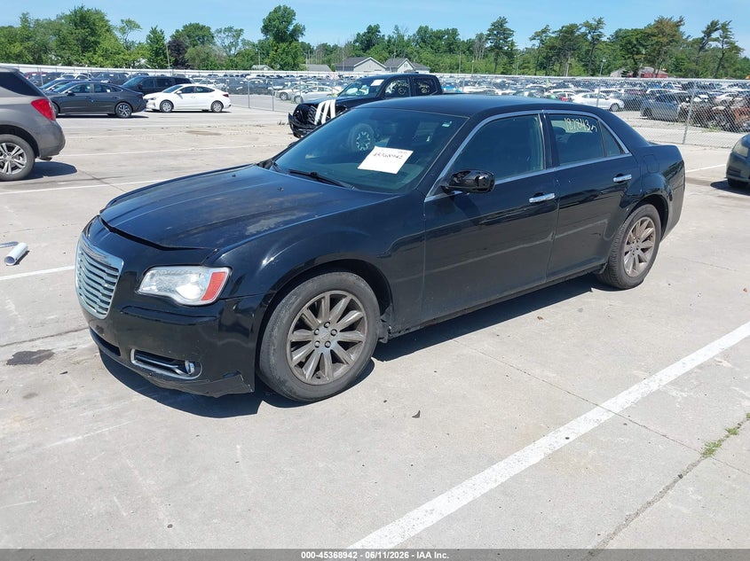 2013 Chrysler 300c 2C3CCAET3DH675733 photo 1
