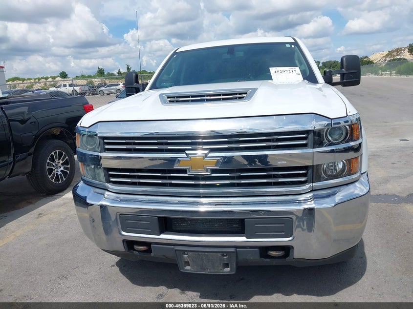 2017 CHEVROLET SILVERADO 3500HD auction photo 6