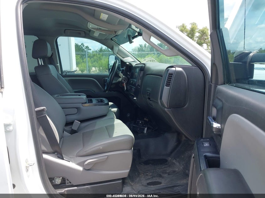 2017 CHEVROLET SILVERADO 3500HD auction photo 5