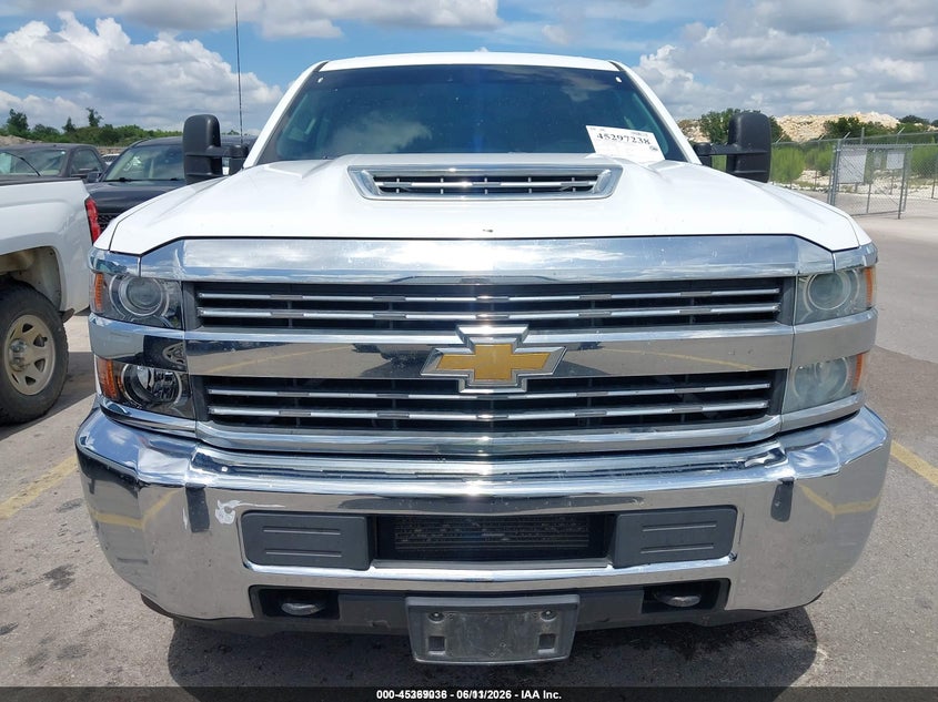 2017 CHEVROLET SILVERADO 3500HD auction photo 6