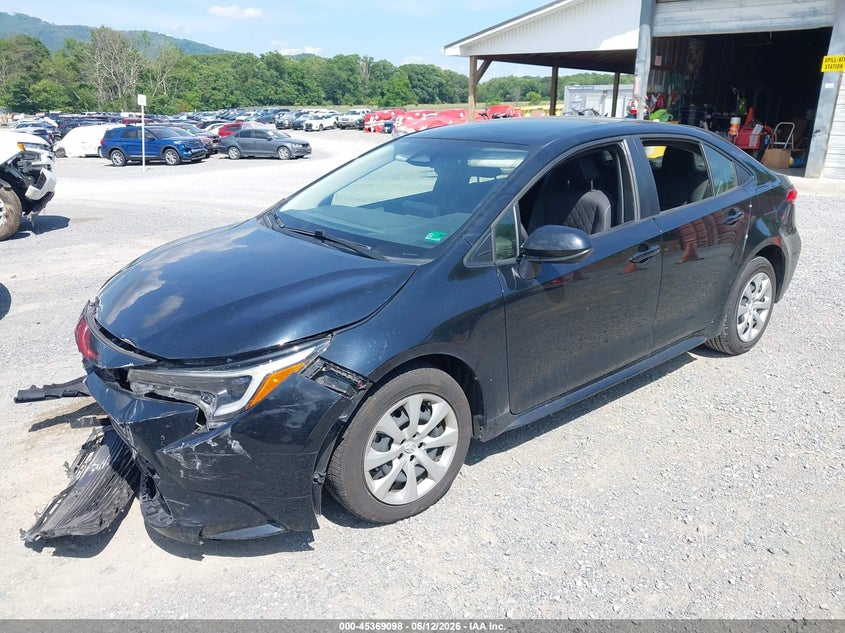 2024 TOYOTA COROLLA auction photo 2