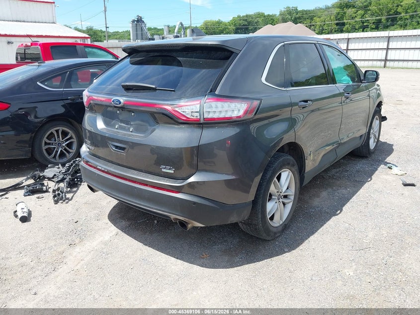 2017 FORD EDGE auction photo 4