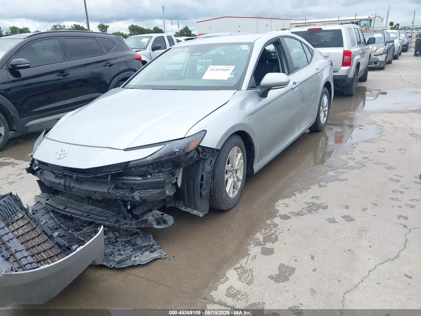 2026 Toyota Camry Le 4T1DAACK5TU707024 photo 1