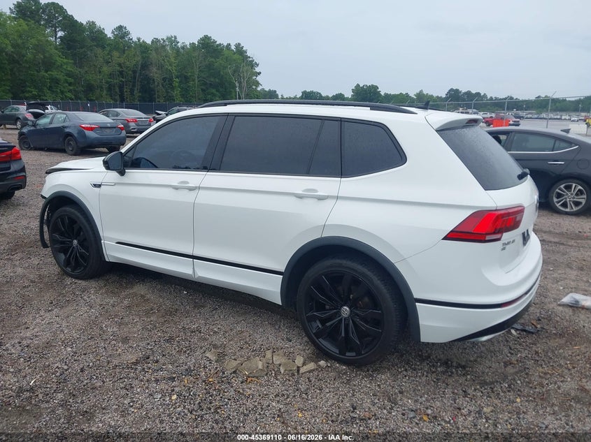 2020 VOLKSWAGEN TIGUAN auction photo 3