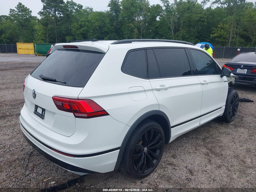 2020 VOLKSWAGEN TIGUAN auction photo 4
