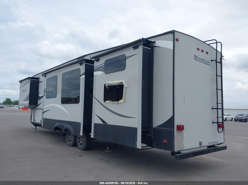 2015 KEYSTONE 351BH MONTANA auction photo 3