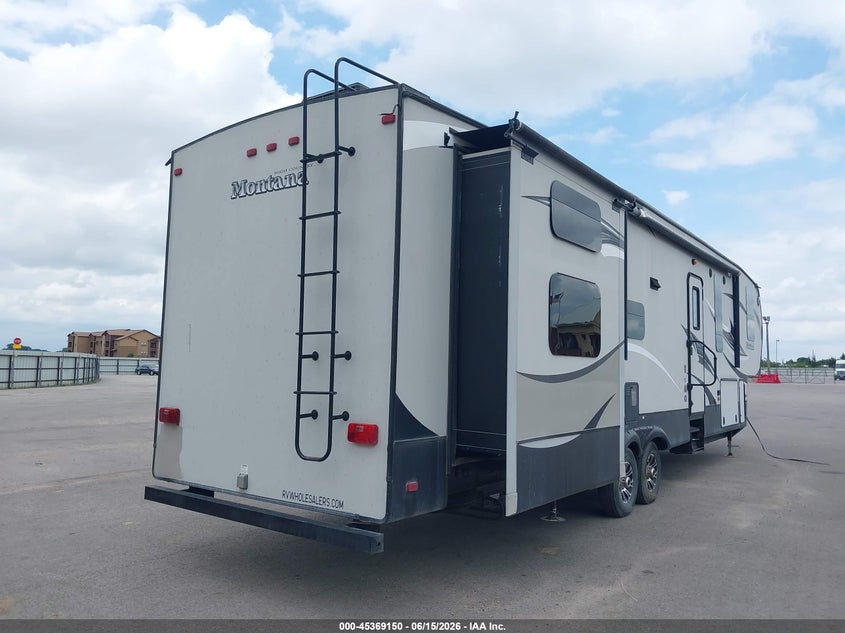 2015 KEYSTONE 351BH MONTANA auction photo 4