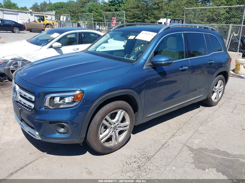2023 MERCEDES-BENZ GLB 250 auction photo 2