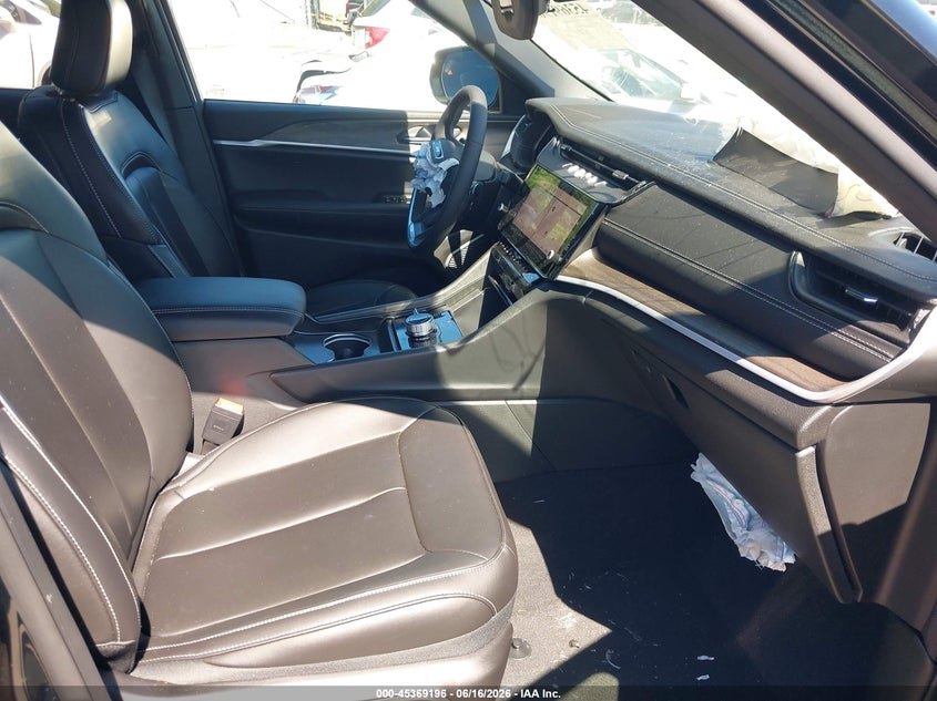 2026 JEEP GRAND CHEROKEE auction photo 5