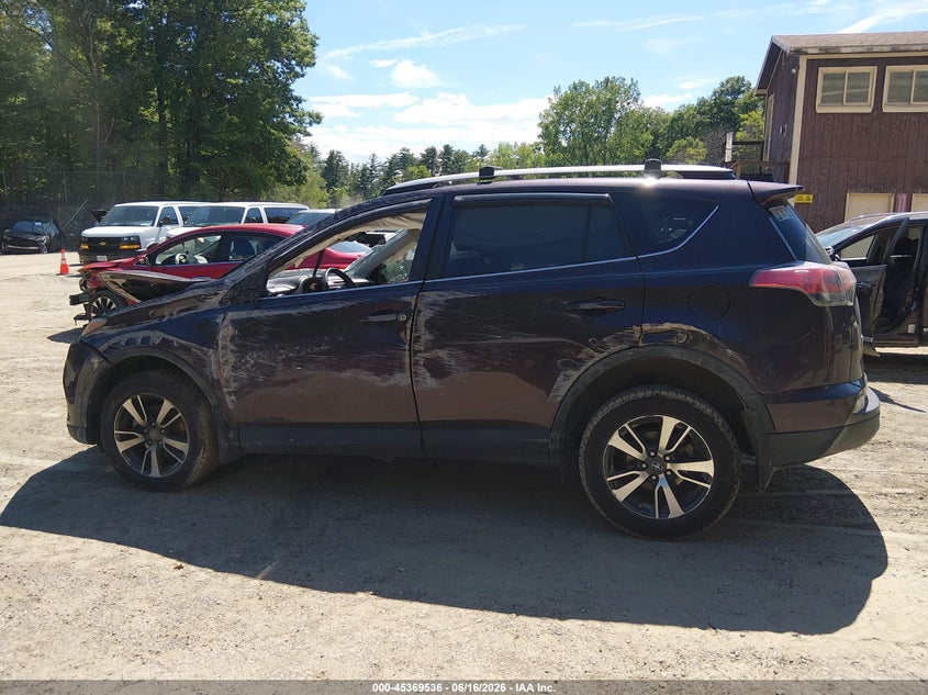 VIN 2T3RFREV3HW552114 2017 TOYOTA RAV4 XLE