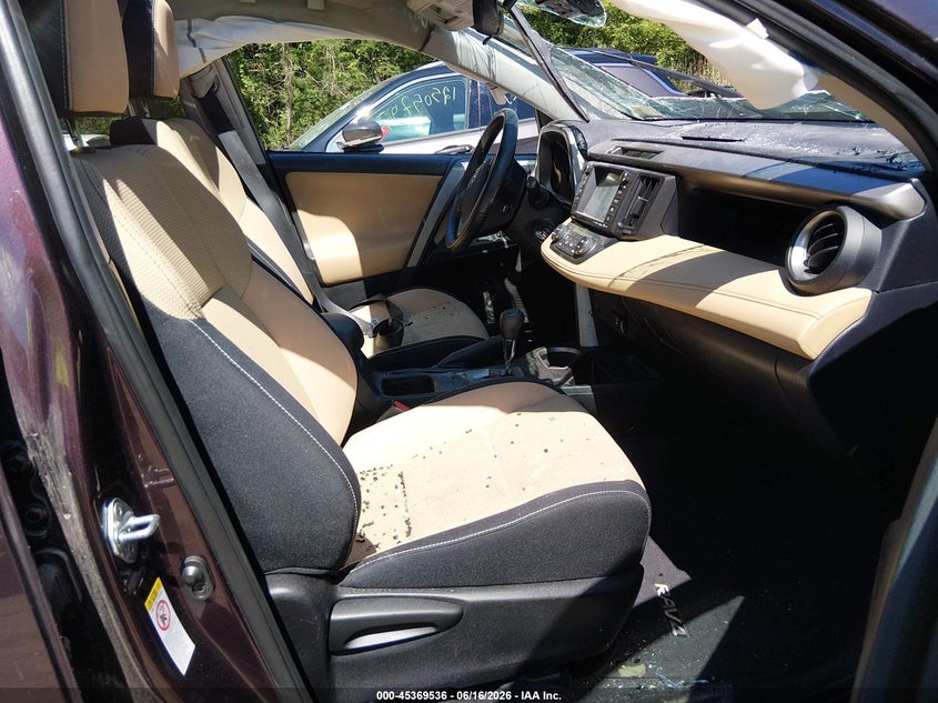 VIN 2T3RFREV3HW552114 2017 TOYOTA RAV4 XLE