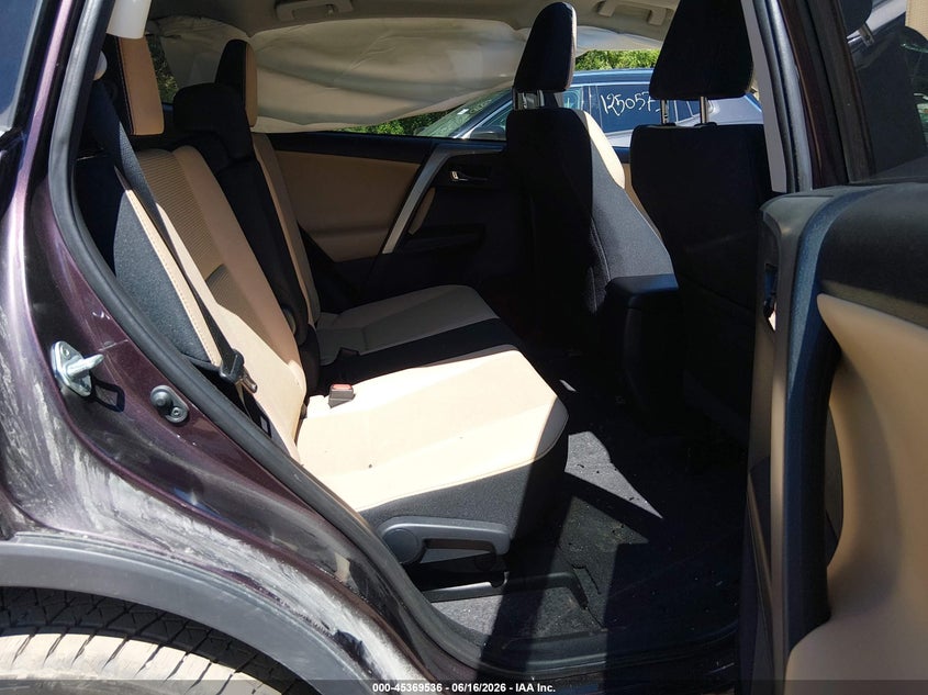 VIN 2T3RFREV3HW552114 2017 TOYOTA RAV4 XLE