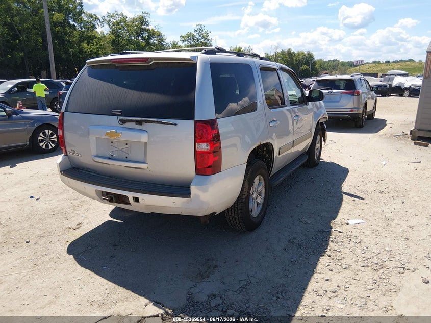 2013 CHEVROLET TAHOE auction photo 4