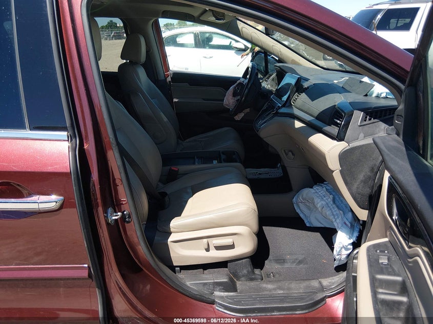 2018 HONDA ODYSSEY auction photo 5