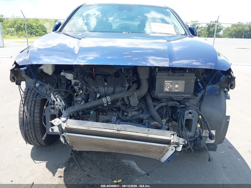 2019 HYUNDAI SANTA FE auction photo 6