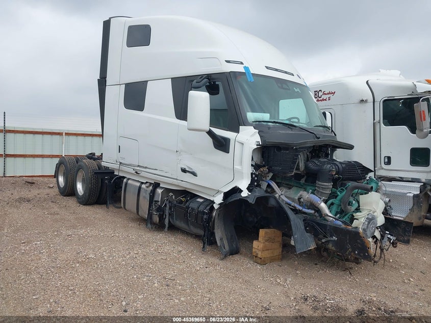 2026 VOLVO NEW VNL