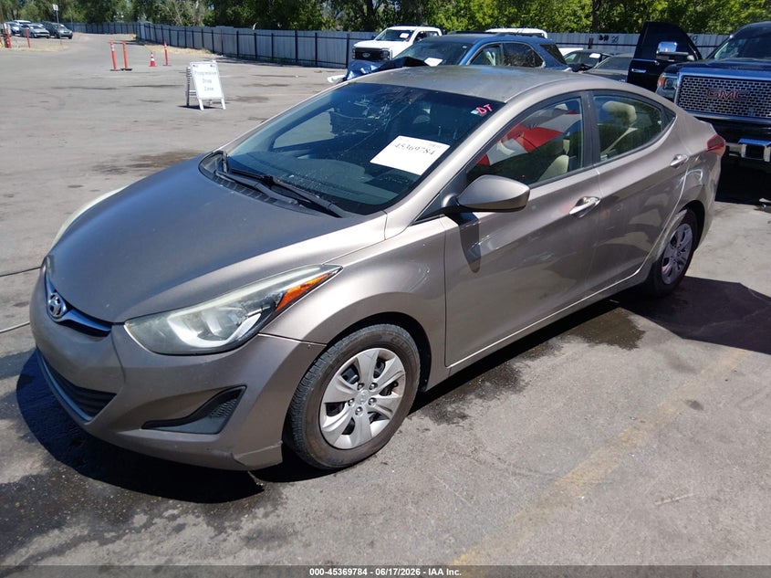 2016 HYUNDAI ELANTRA auction photo 2