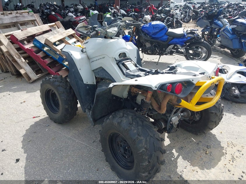 2023 CAN-AM RENEGADE auction photo 3