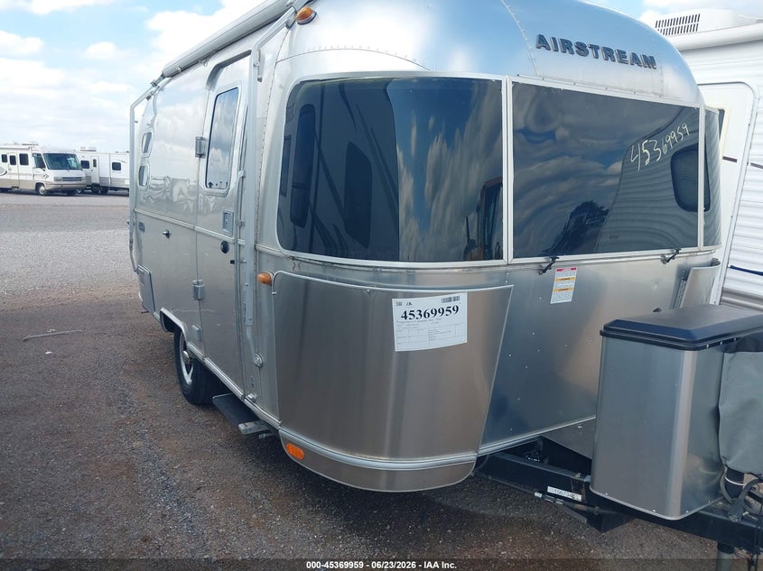 2020 AIRSTREAM 19CB auction photo 1
