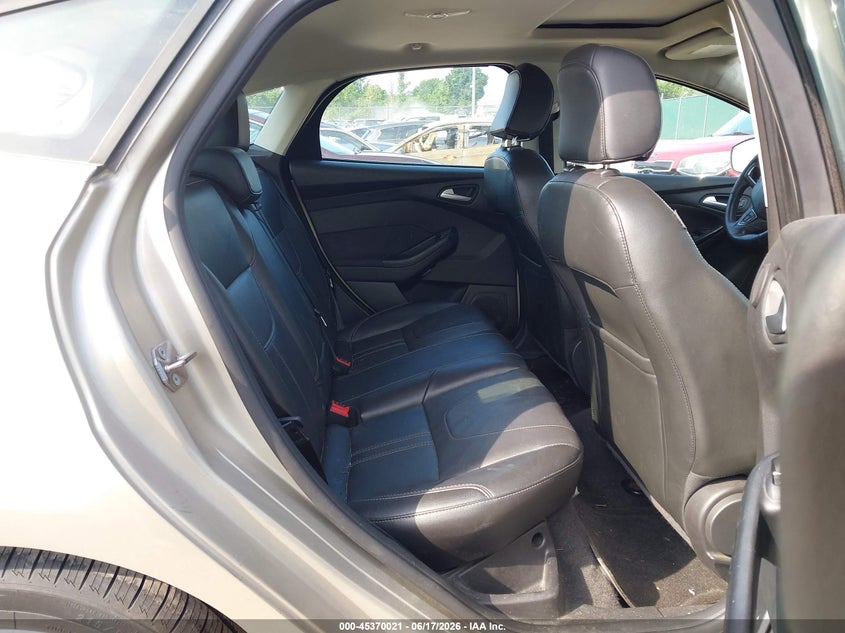 FORD FOCUS 2018 VIN 1FADP3N27JL285990