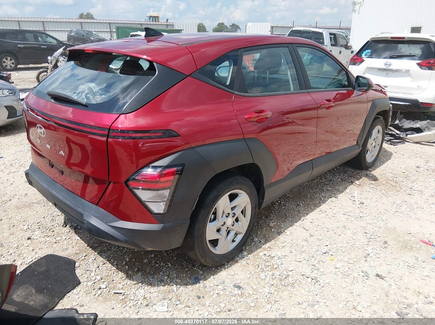 2024 HYUNDAI KONA auction photo 4