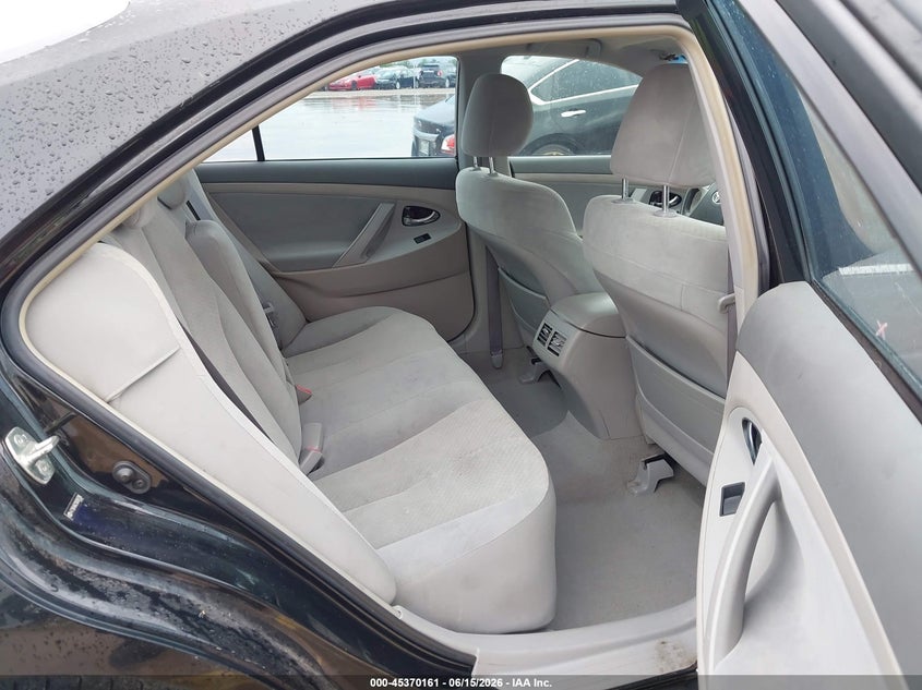 AtlanticExpress - Toyota Camry Hybrid