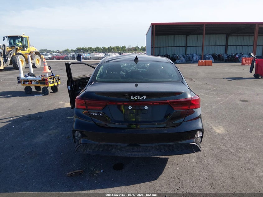 2024 Kia Forte Lxs VIN: 3KPF24AD5RE733792 Lot: 45370169