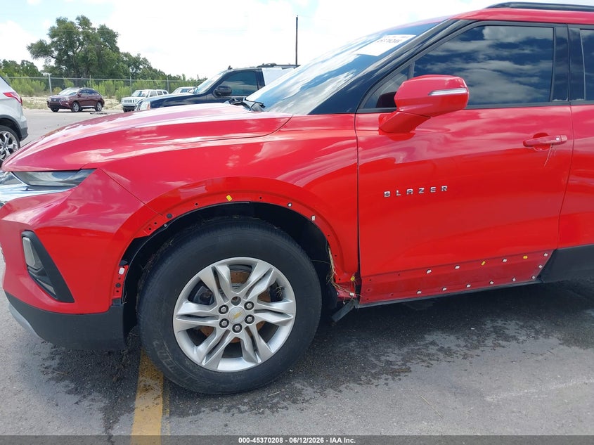 VIN 3GNKBCRS0LS725319 2020 CHEVROLET BLAZER FWD 2LT