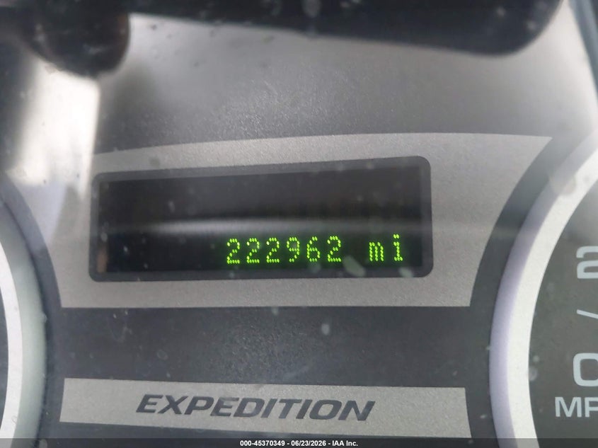FORD EXPEDITION 2005 VIN 1FMFU20595LA84830
