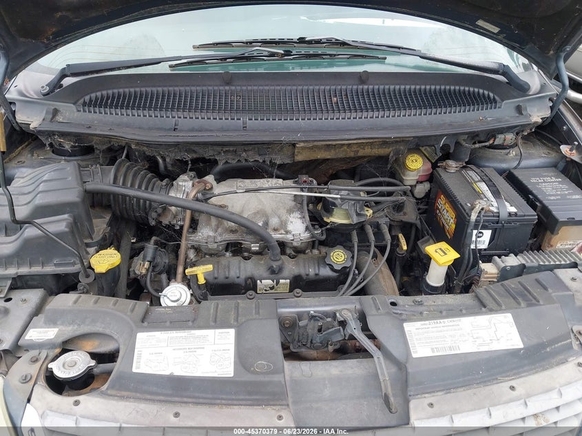 2001 Chrysler Town & Country Limited VIN: 2C8GP64L51R207829 Lot: 45370379