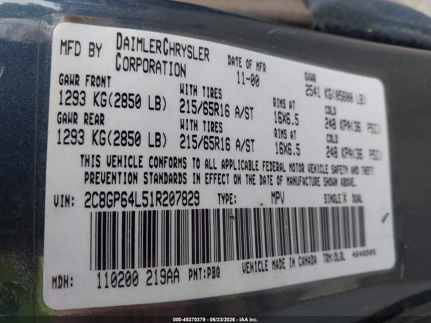 2001 Chrysler Town & Country Limited VIN: 2C8GP64L51R207829 Lot: 45370379