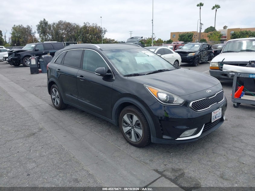 Vin: kndcc3lc2h5079164, lot: 45868457, kia niro ex 2017 img_1