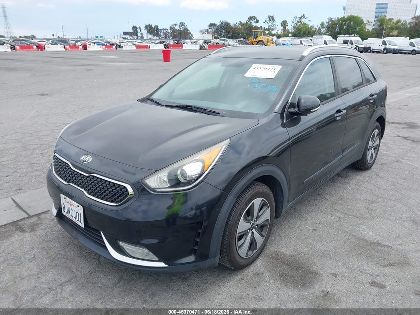 Vin: kndcc3lc2h5079164, lot: 45868457, kia niro ex 20172