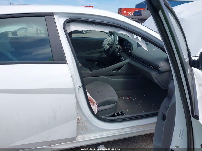 VIN KMHLL4DG6SU085744 2025 HYUNDAI ELANTRA SE