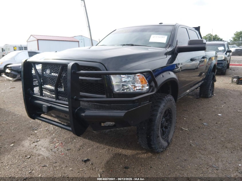 Vin: 3c6ur5cl9jg153975, lot: 45868567, ram 2500 tradesman  4x4 6'4 box 20182