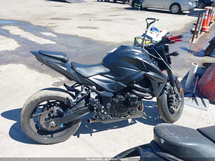 2022 Suzuki Gsx-S750 M/Z VIN: JS1C533B9N7101060 Lot: 45370608