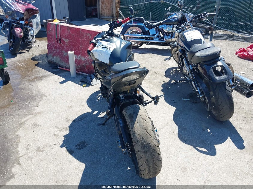 2022 Suzuki Gsx-S750 M/Z VIN: JS1C533B9N7101060 Lot: 45370608