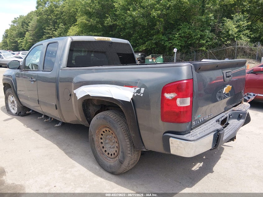 2011 CHEVROLET SILVERADO 1500 auction photo 3