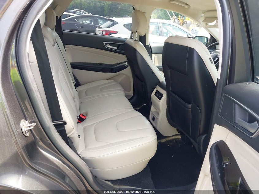 VIN 2FMPK3K96JBB74768 2018 FORD EDGE TITANIUM