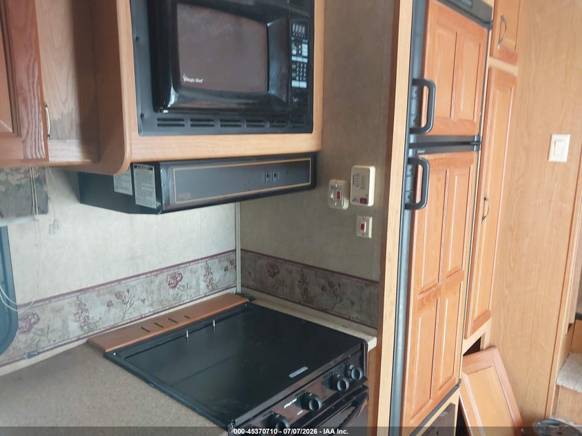 2007 OTHER FOREST RIVER SIERRA TRAILER N/A
